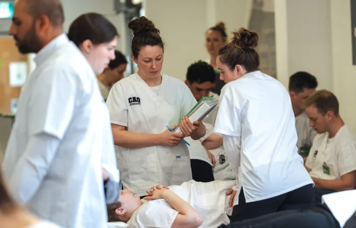 how-to-become-an-osteopath